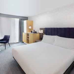 Kamer met Rolstoeltoegankelijkheid met een King Size Bed